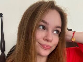 LunaSinclair's Live sex cam show Profile Image